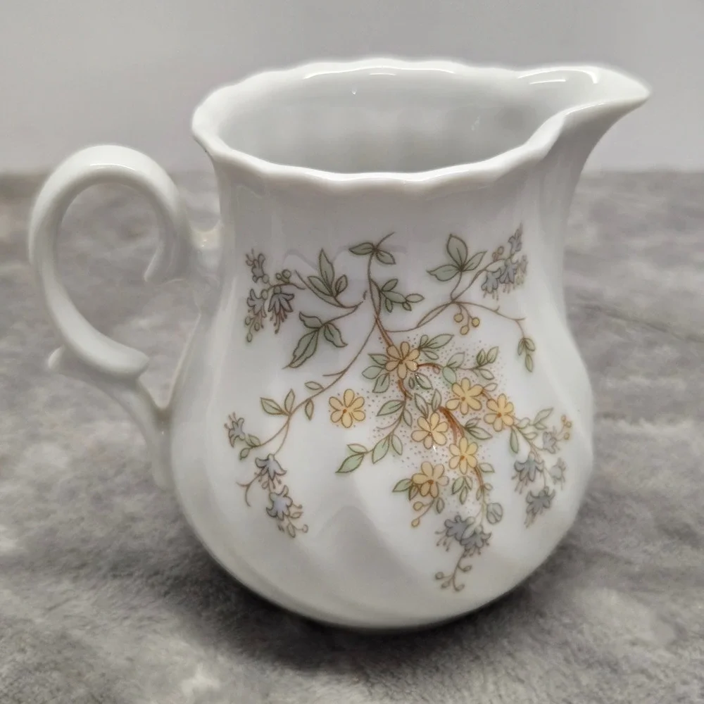 Vintage Schirnding Bavaria‎ Porcelain Floral Creamer Pitcher White Scalloped
